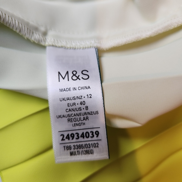 Marks & Spencer Pleated Midi Skirt, Blue Ombre, Size US 8 - Picture 5 of 9